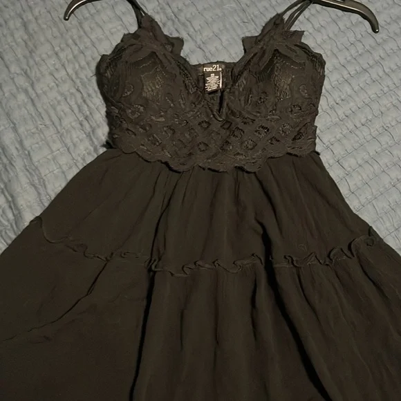 Pretty Black XS Rue21 Dress - Picture 6 of 7